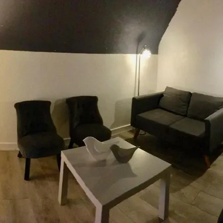 Holiday home Estaires, 5 Pieces, 10 Personnes - Fr-1-510-8